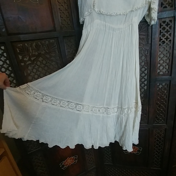 Vintage Gauzey Cold Shoulder Dress - Picture 2 of 2